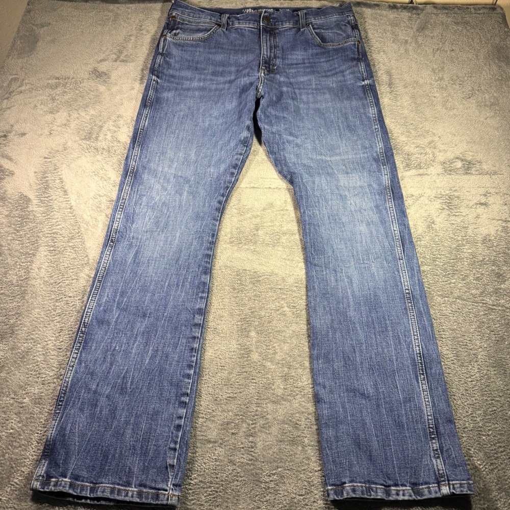 Wrangler Retro Slim Boot Cut Jeans Mens 36x32 Medium Wash Blue Denim WRT20MS